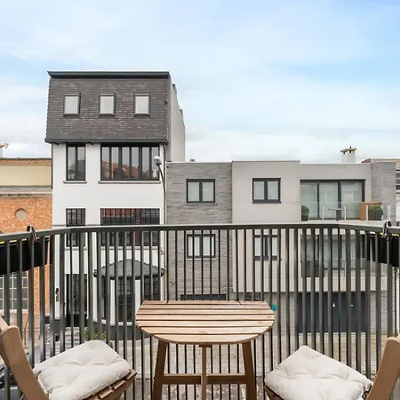 Bonair Gezellig In Hartje Wenduine